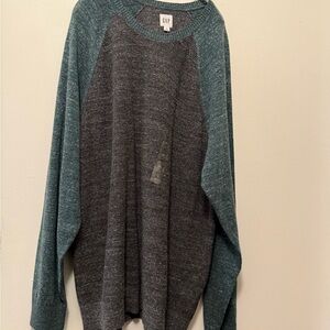 GAP Men's Sweater in Teal and Gray